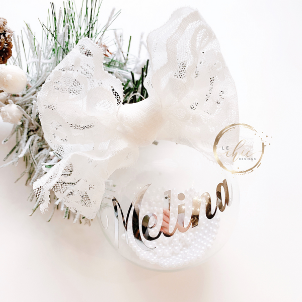 Lace & Pearl Round Ornament