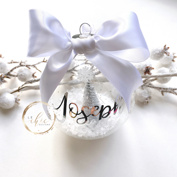 ROUND GLASS TREE ORNAMENT -ONE NAME ONLY